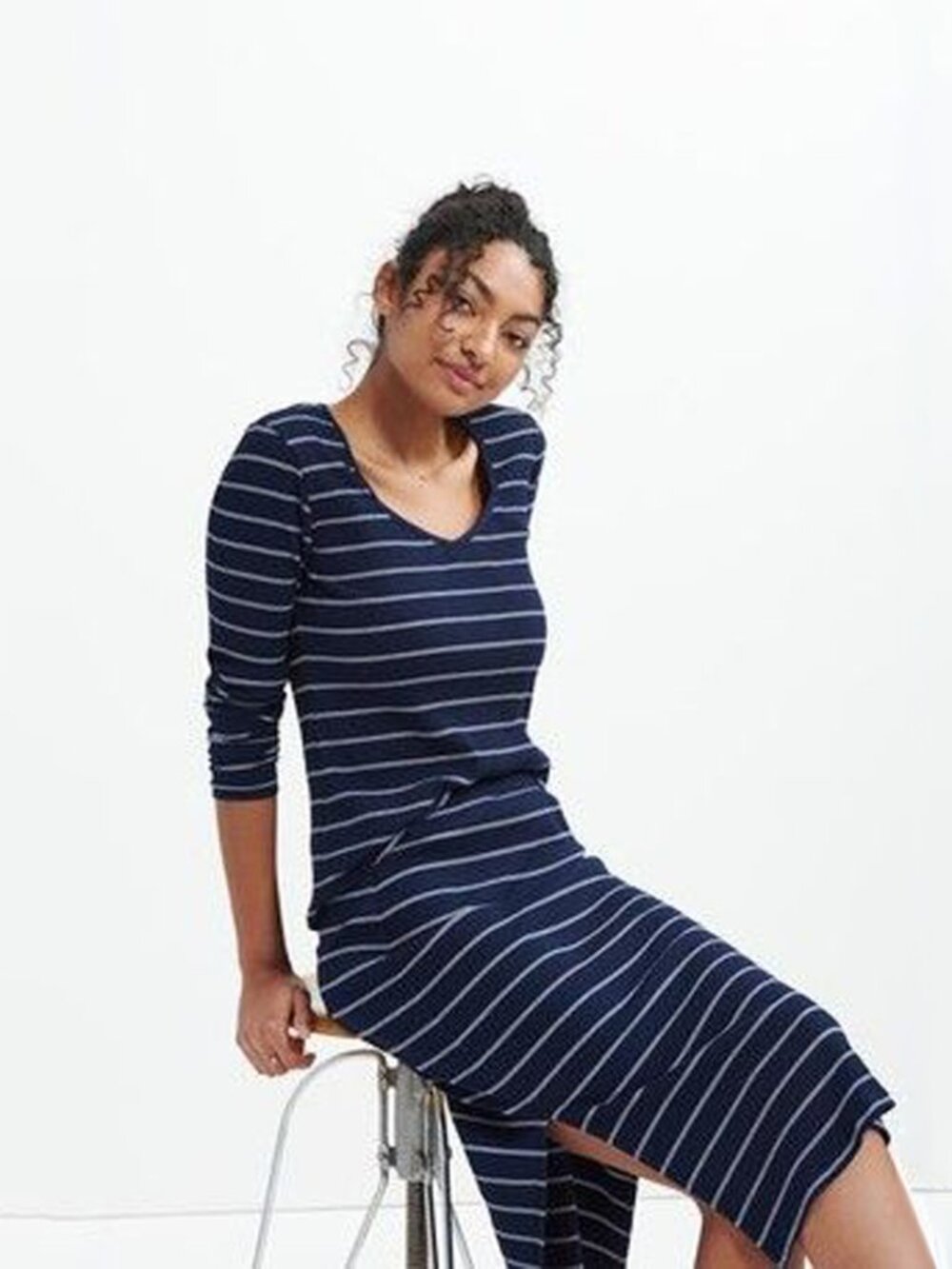 Amour Vert Nima Paris Rib Dress in Navy Stripe - sz Small